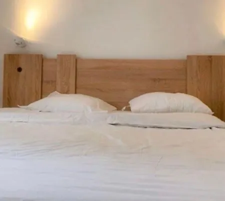 T3 A/c Cote D'azur, Piscine, A 350m, Wifi