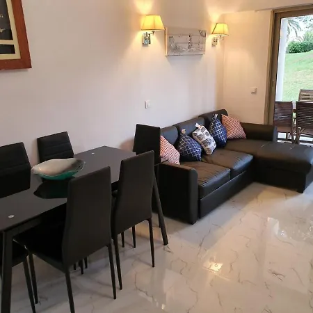 T3 A/c Cote D'azur, Piscine, A 350m, Wifi